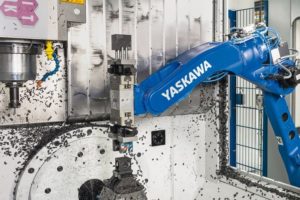 Roboterzelle mit Yaskawa-Modell überzeugt Kunststoffspezialist Iso-Tech