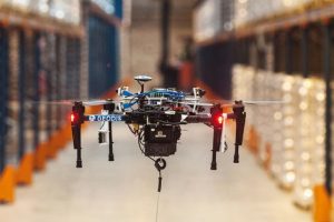 Vollautomatische Lagerbestandsführung mit Drohnen