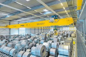 Stahlhändler verdoppelt Kapazität mit Krananlage von Demag