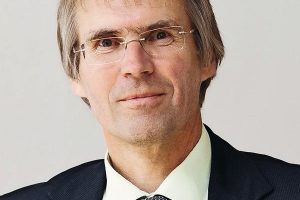 Holger Hanselka wird Präsident des KIT