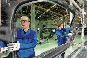 Faserverbund-Fachleute ziehen den Hut vor BMW