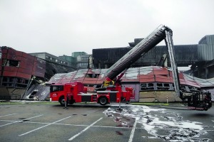 Brand vernichtet Maschinenhalle
