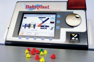 Babyplast wird erwachsen: Touch Screen und Proportionaltechnik
