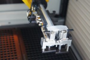 Laserstation ersetzt manuelles Markieren