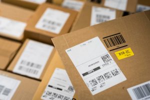 BASF: Etikettenklebstoffe unterstützen das Recycling von Logistik-Verpackungen