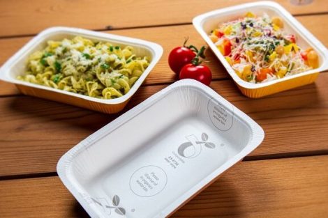 _The_certified_compostable_paper_trays_DualPakECO®_by_Confoil_can_be_commercially_composted_with_the_organic_waste_collected_in_biowaste_bins._They_can_be_used_for_the_packaging_of_ready-to-eat_meals_available_in_supermarkets_as_well_as_for_catering_and_t