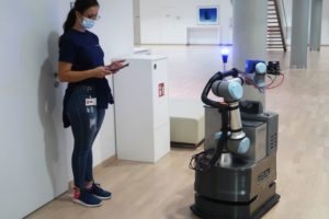 Fraunhofer IPA entwickelt Roboter für die Mobile Desinfektion