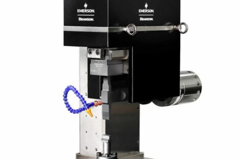 Emerson: Ultraschall-Schweißmaschine für E-Fahrzeuge