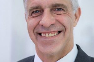 Vorstand Uwe Gräff verlässt Harting Technologiegruppe