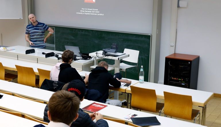 Hochschule Landshut bietet Studiengang Künstliche Intelligenz an