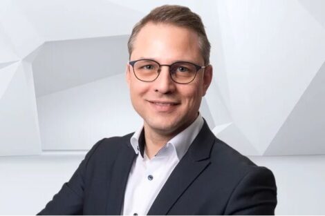 Jörg Stech neuer Leiter Bereich Spritzgießtechnik bei KraussMaffei