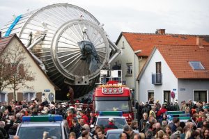 200-Tonnen-Spektrometer misst Neutrinos