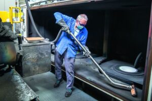 So sorgen Ruwac-Industriesauger bei Doncasters für Sauberkeit