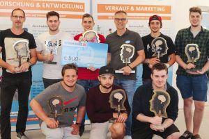 Produktdesign-Klasse der Fachberufsschule Wolfsberg gewinnt STM Waterjet Cutting Wettbewerb