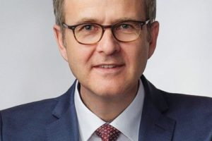 Thomas Kamphausen wird neuer CFO bei Schuler