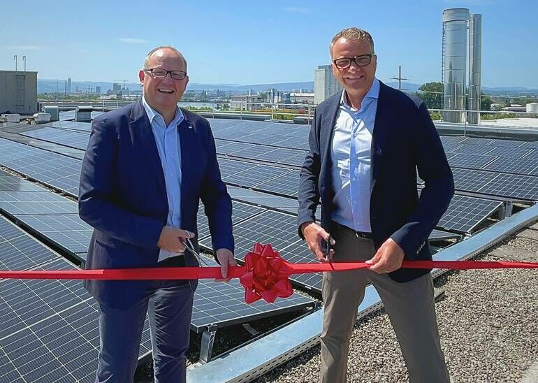 Stäubli eröffnet Photovoltaik-Anlage in Weil am Rhein