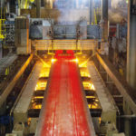 Tata Steel_produziert_die_erste_Bramme_auf_der_neuen,_dritten_Stranggießanlage_im_Stahlwerk_im_niederländischen_Ijmuiden