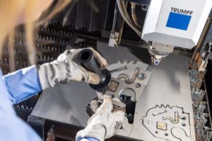 Automatische Schweißkantenvorbereitung auf Standard-2D-Laserschneidanlage