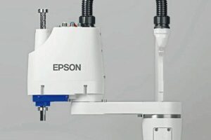 Sichere Scara-Roboter von Epson bieten hohe Reichweiten